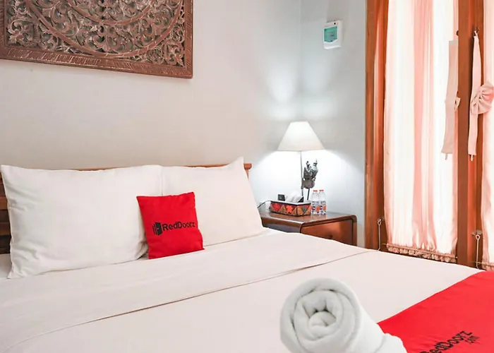 Reddoorz Near Mertasari 2 Hotel Pesanggaran
